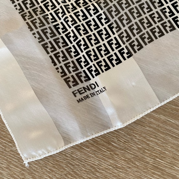 Fendi FF Vintage silk scarf! - Picture 6 of 10
